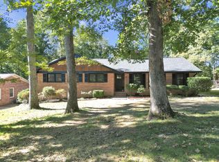 26 Pine Creek Ct, Greenville, SC 29605
