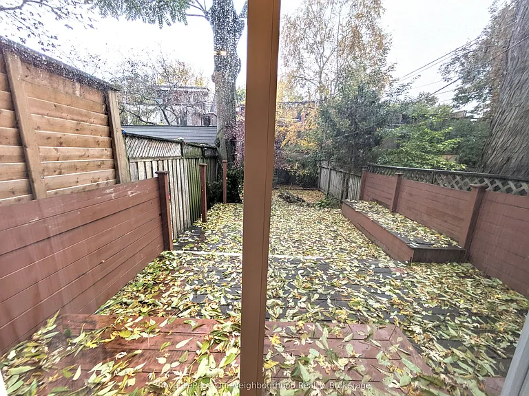 86 Asquith Ave #MAIN — Photo 9