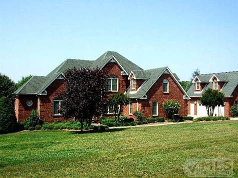1st image of 198 Kings Pointe Ln