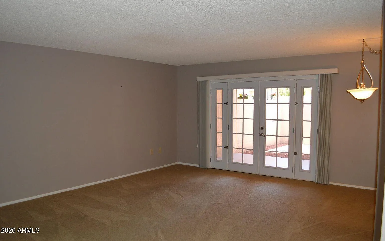 1 bed, 1.0 bath, 994 sqft, $1,400 — Photo 3