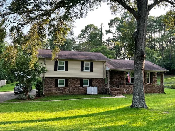 2805 Briarcliff Rd, Dothan, AL 36303