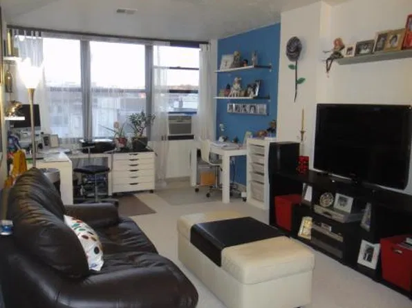 17 Federal St APT 603, Worcester, MA 01608