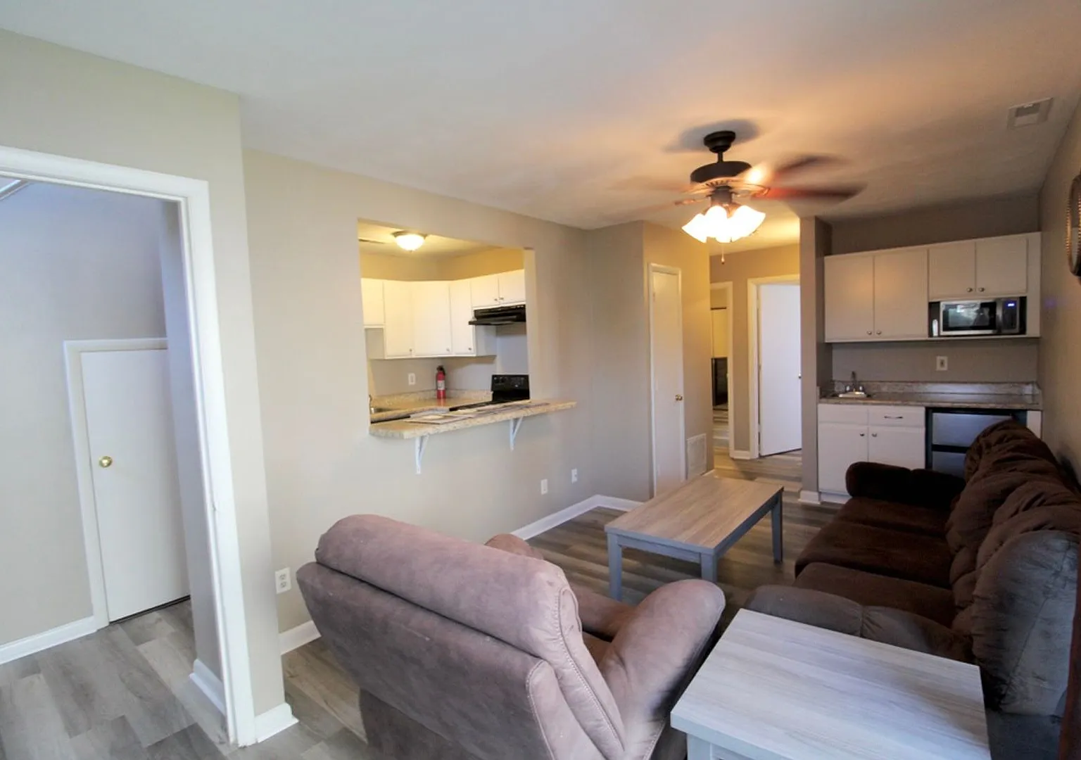 Camden Townhomes 1370 — Photo 4