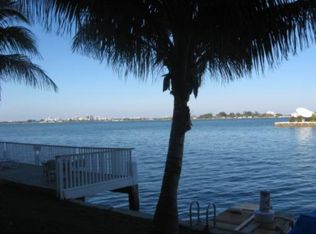 5947 W 28th Ave, Hialeah, FL 33016