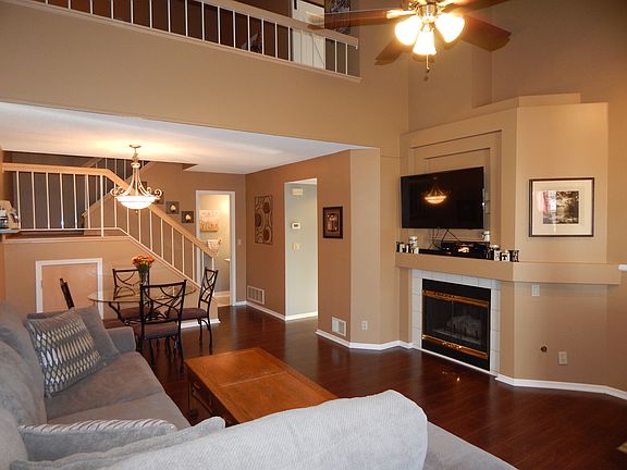 5th image of 1900 Shenandoah Ct N #D