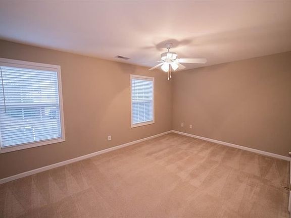 5th image of 438 Hearthstone Way