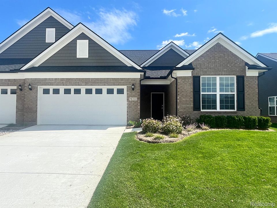 1st image of 42727 Arbor Dr