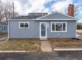 5864 Cedar Ln, Pt Clinton, OH 43452