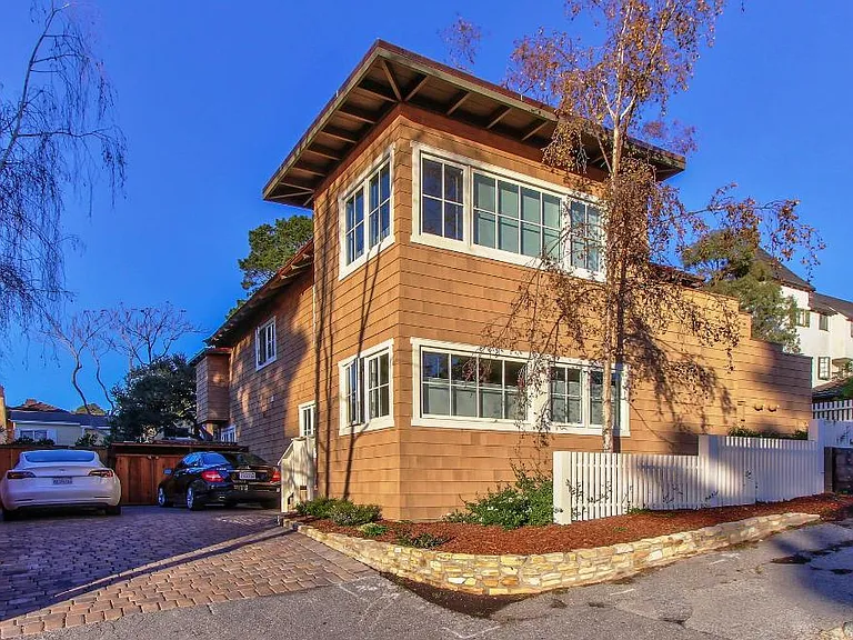 Lower Nw Corner Monte Verde And 7th — Photo 1