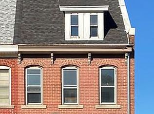 156 Bluff St, Dubuque, IA 52001