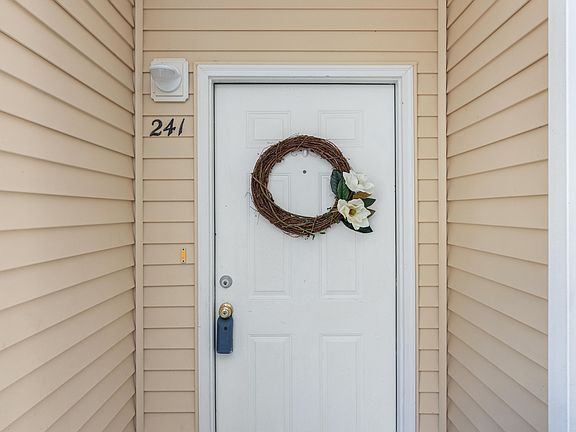 4th image of 1501 Partin Dr N APT 241