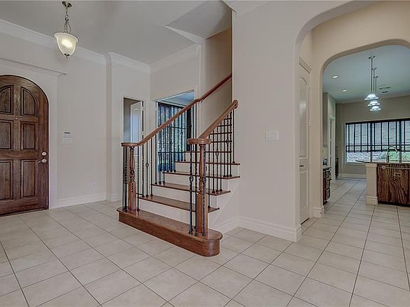 3rd image of 7600 Grace Ave