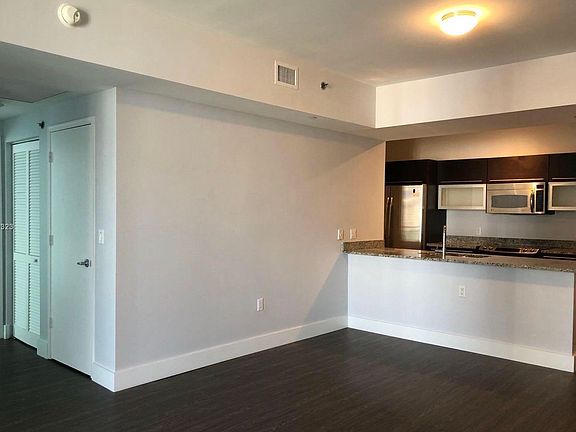 5th image of 950 Brickell Bay Dr APT 2602