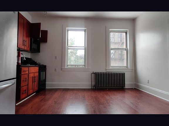 2nd image of 694 E 133rd St #2
