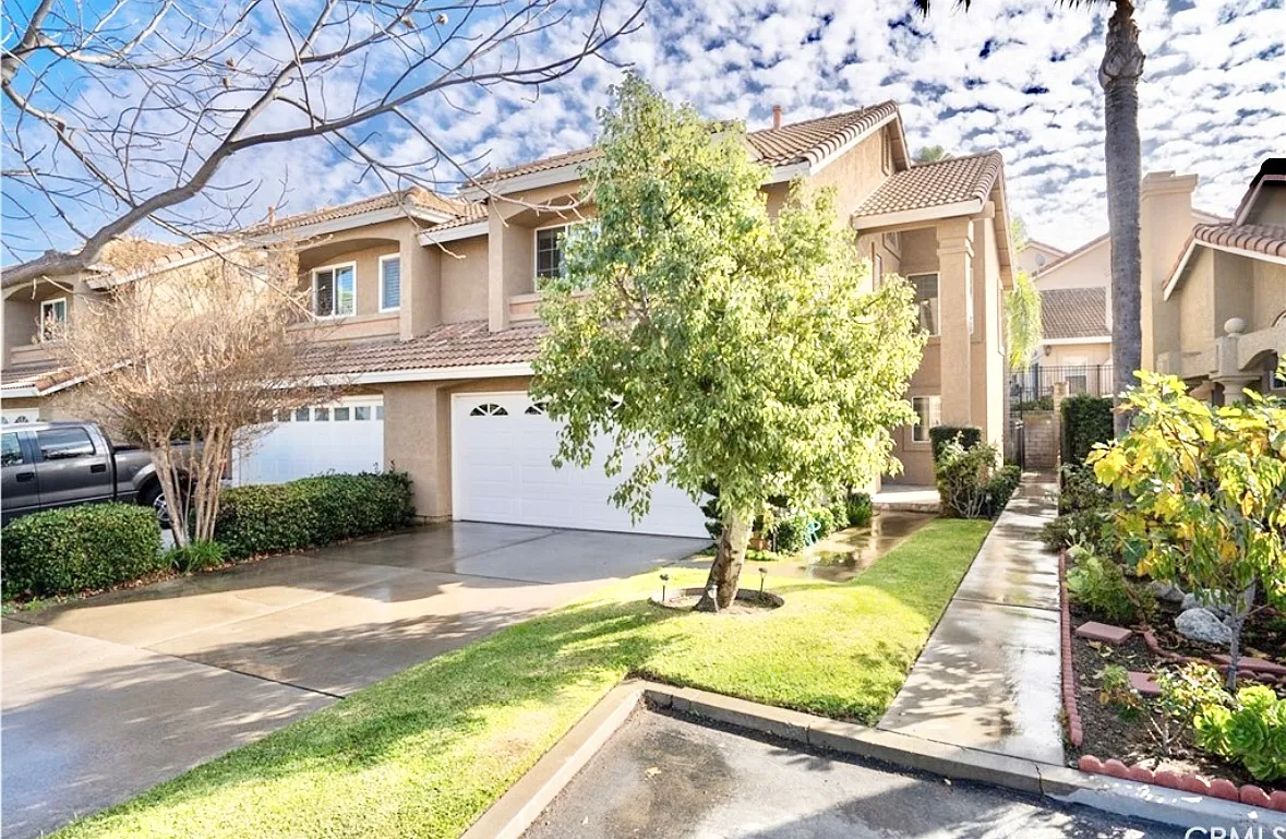 Building Photo - 760 S Langtree Ln