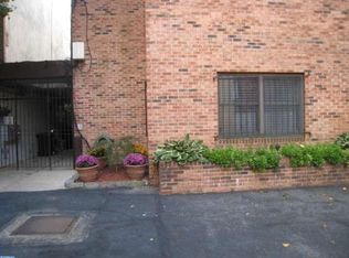 238 Queen St APT 5, Philadelphia, PA 19147