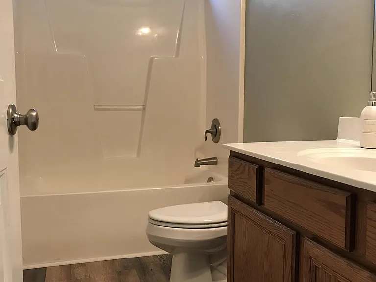 404 Amaryllis Ln — Photo 22