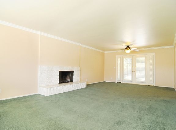 2nd image of 600 S Greenwich St