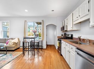 760-762 E 5th St #1, Boston, MA 02127