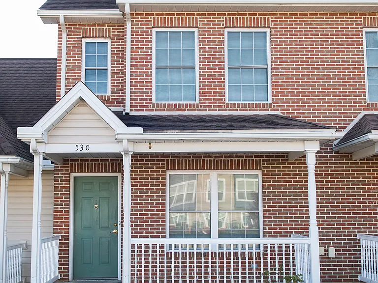 Valley Terrace — Photo 14