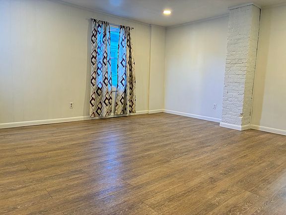 2nd image of 312 2nd Ave #1