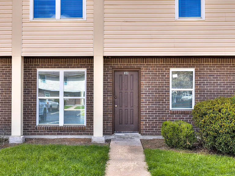1121 Alice Dr #8 — Photo 5