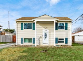 3735 Amwell Rd E, Columbus, OH 43207