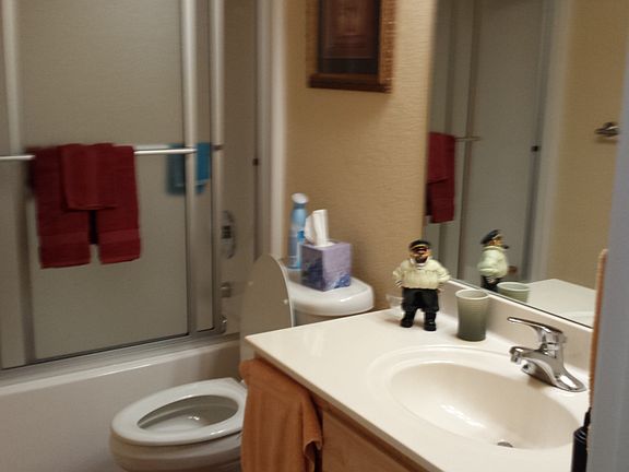 4th image of 208 Southridge Ln