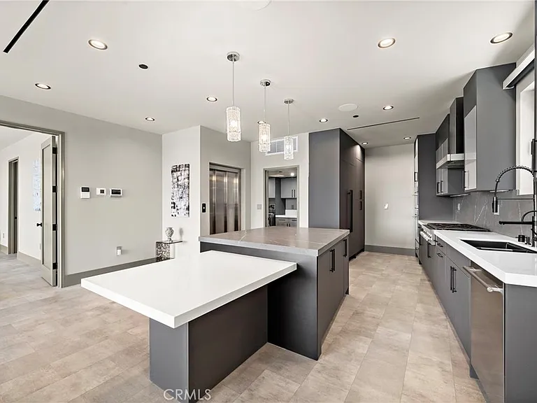 228 Hazel Dr — Photo 19