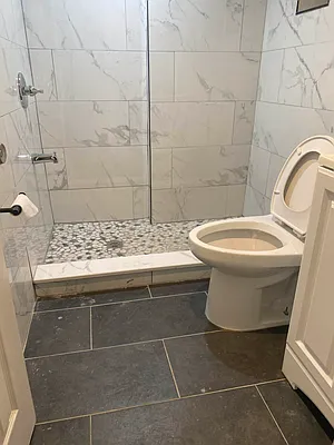 Rented by Voro, LLC | media 17