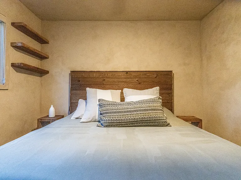 645 Rose Ave #1 — Photo 13