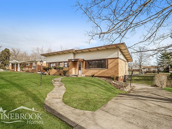 2nd image of 21 Lakeshore Dr