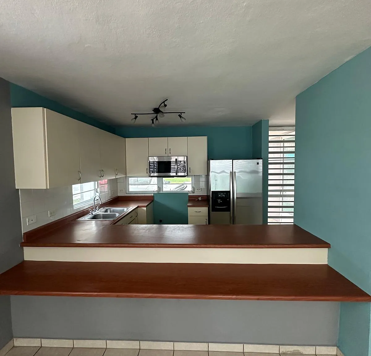3 bed, 1225 sqft, $1,550 — Photo 4