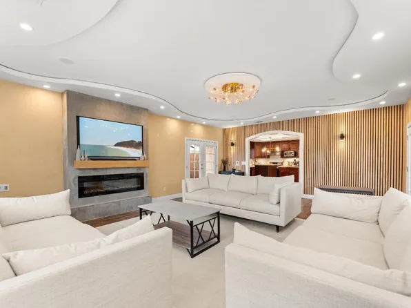 6733 Bodine Cir, Sacramento, CA 95823