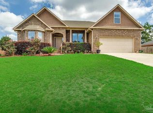 628 Mohegan Cir, Cantonment, FL 32533