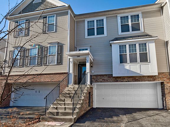 2nd image of 2861 Acarie Dr