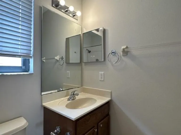 906 Pawstand Rd — Photo 23