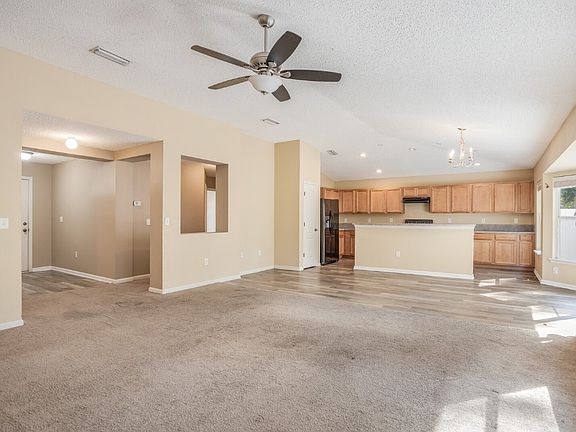 3rd image of 11690 Brian Lakes Dr