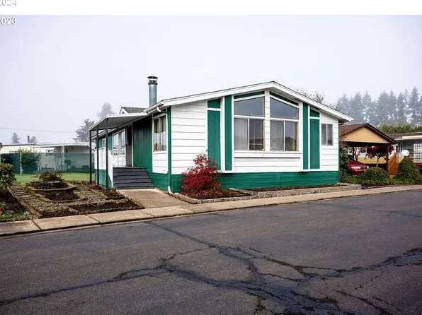658 S 57th St Space 88, Springfield, OR 97478