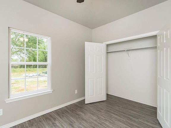 5th image of 521 North St #521