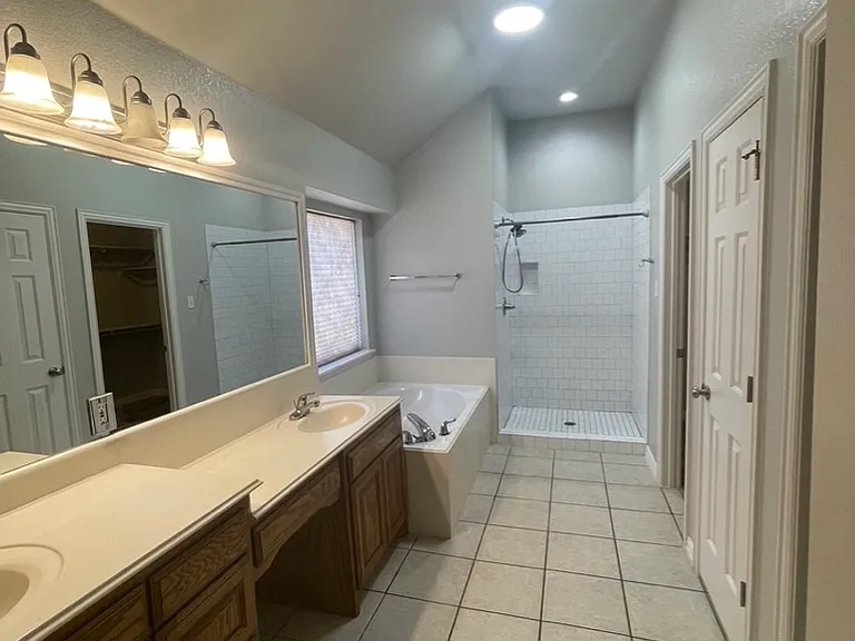 119 Clyde Dr — Photo 16