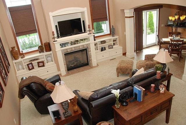 2nd image of 22304 Goldfinch Dr