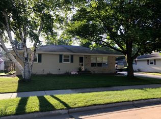 2104 Sullivan Ave, Kaukauna, WI 54130