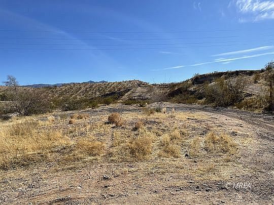 Lot has a graded raised pad.