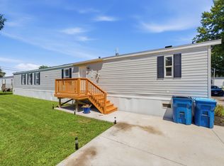 1710 W 4th Ave, Coal Valley, IL 61240