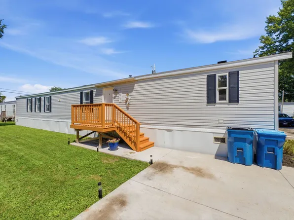 1710 W 4th Ave, Coal Valley, IL 61240