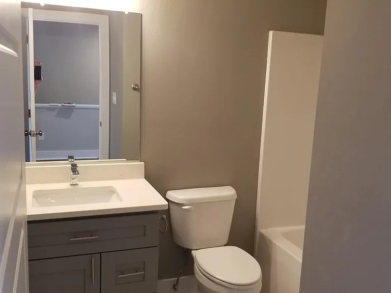 2nd Bathroom