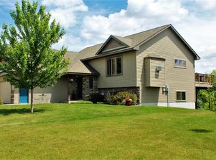 2730 Meadows Dr, River Falls, WI 54022