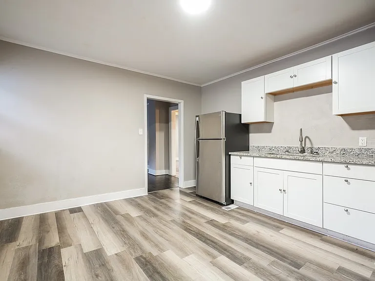 1715996_021_kitchen_13389301.jpg