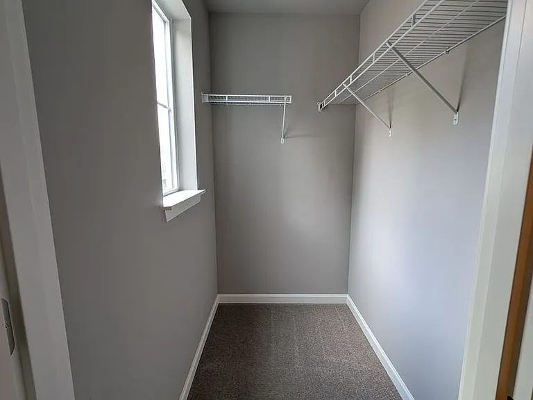 3887 Portside Dr — Photo 32